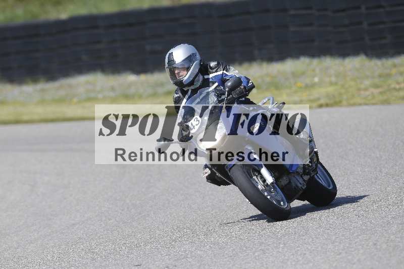 /01 02.04.2026 MAZ ADR/Gruppe gelb Gruppe gruen/43